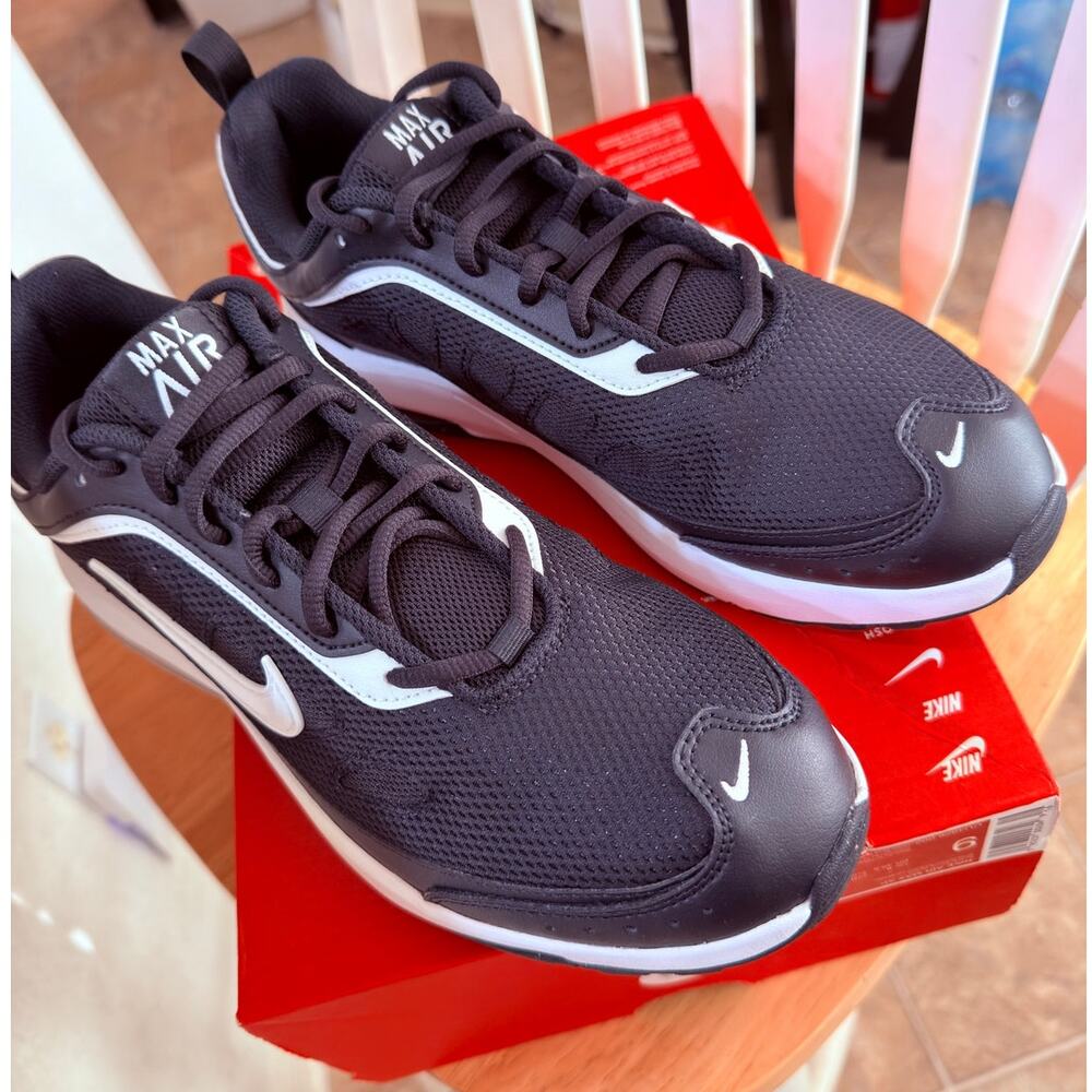 NEW Nike Air Max AP Unisex Sneakers/Shoes Core Black/Ghost White Size 9 - Picture 7 of 7